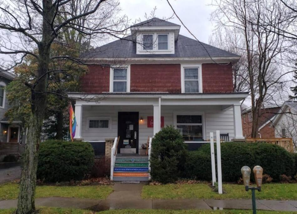 Large Bakery Apartment - Central Downtown Location Fredonia Exterior foto